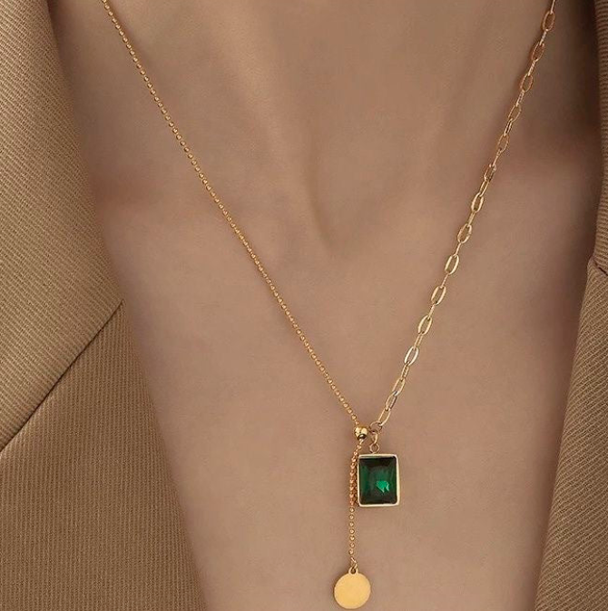COLLAR ESMERALDA REAL