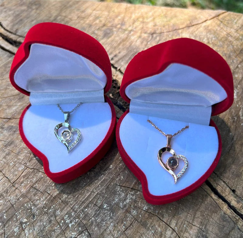 COLLAR TE AMO EN 100 IDIOMAS + CAJA DE REGALO EN FORMA DE CORAZÓN 💖